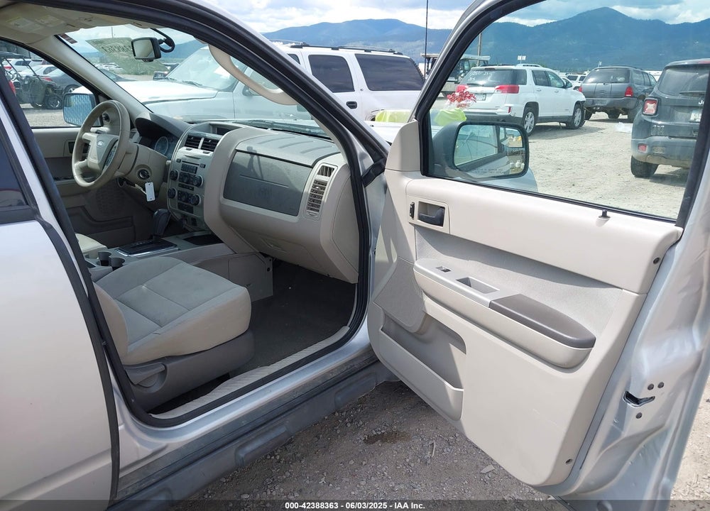 2011 FORD ESCAPE VIN: 1FMCU0D74BKA75750