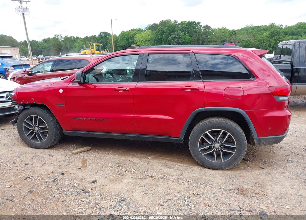 2018 JEEP GRAND CHEROKEE VIN: 1C4RJFLT2JC105507