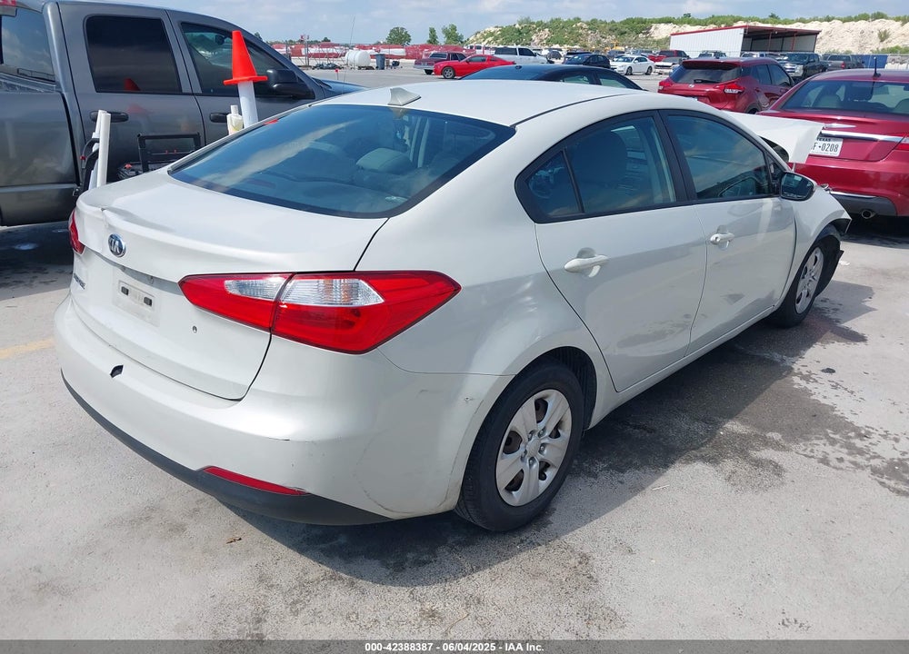 2015 KIA FORTE VIN: KNAFK4A63F5415143