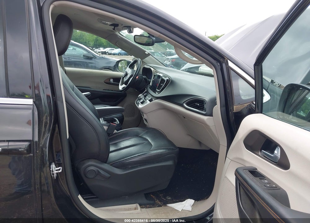 2017 CHRYSLER PACIFICA VIN: 2C4RC1BG1HR532891