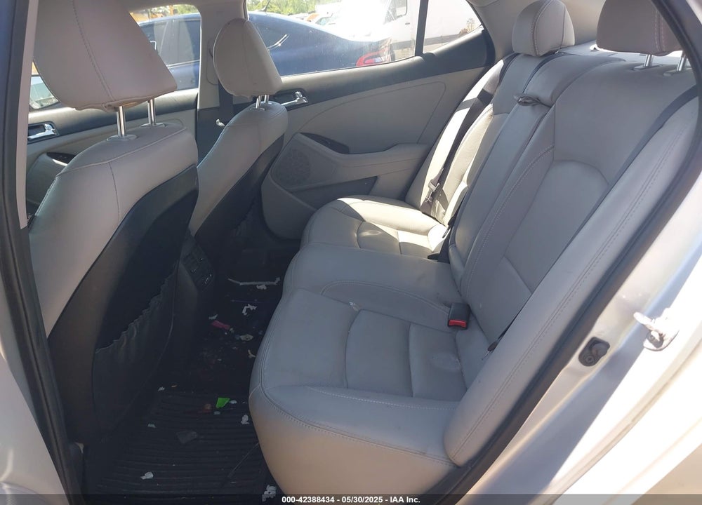 2012 KIA OPTIMA VIN: 5XXGN4A71CG054607