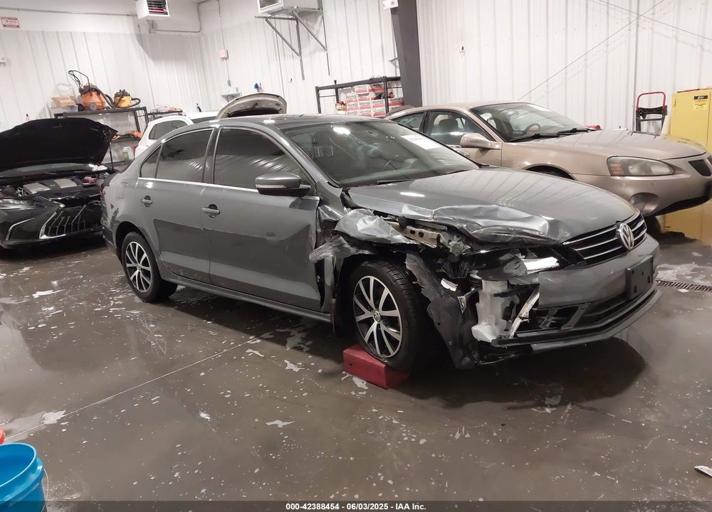 2017 VOLKSWAGEN JETTA 1.4T SE VIN: 3VWDB7AJ4HM238807