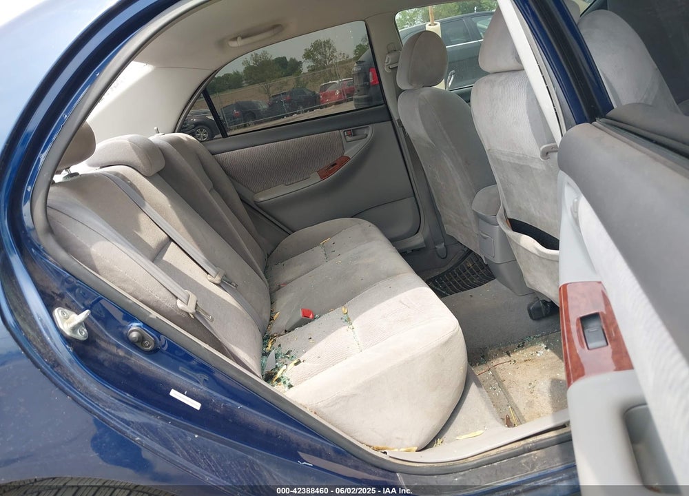 2005 TOYOTA COROLLA LE VIN: 1NXBR32E95Z398930
