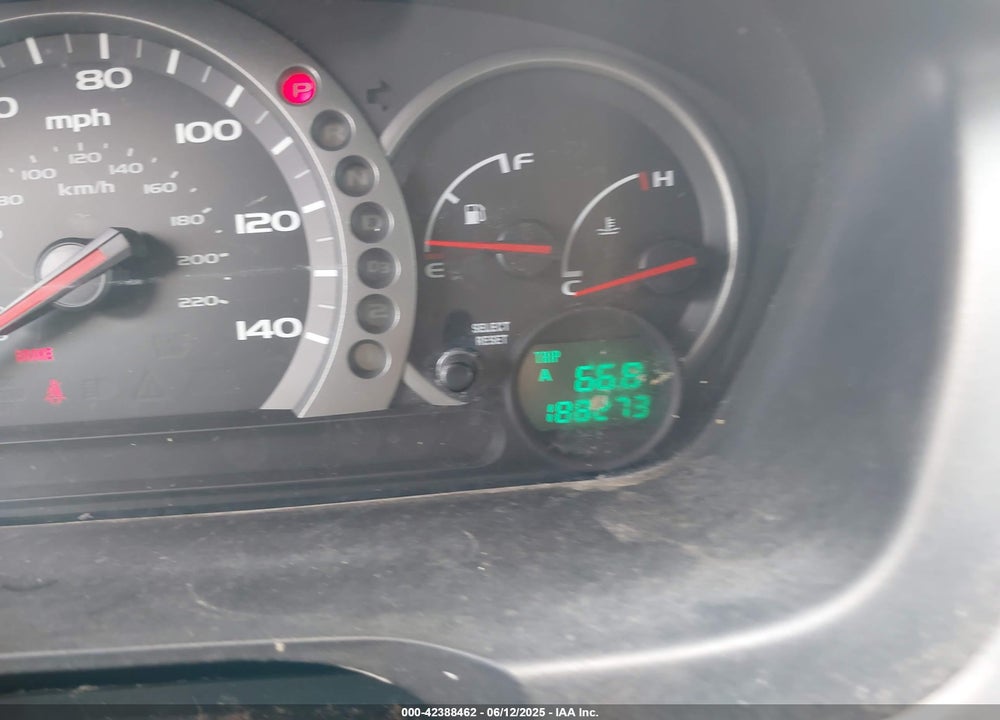 2005 HONDA PILOT EX-L VIN: 5FNYF18545B035625