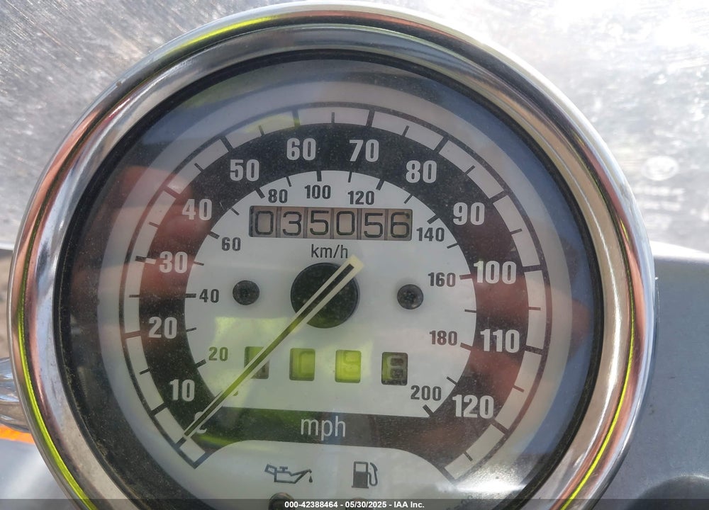 2000 BMW R1200 C VIN: WB10434A4YZA64526