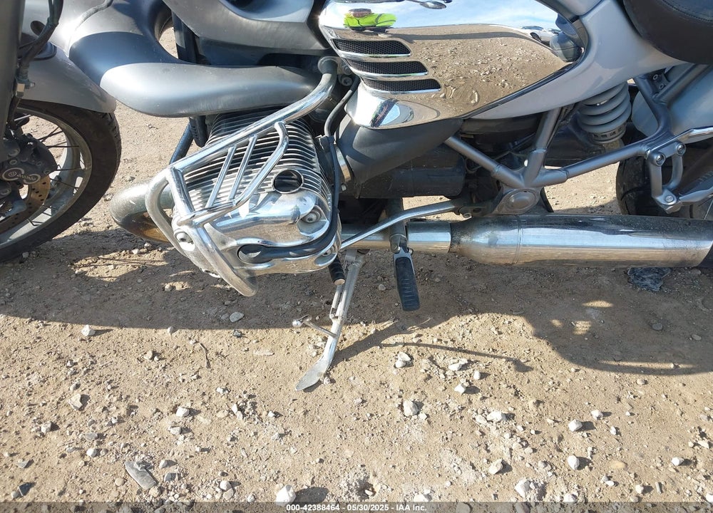 2000 BMW R1200 C VIN: WB10434A4YZA64526