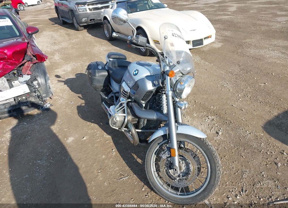 2000 BMW R1200 C VIN: WB10434A4YZA64526