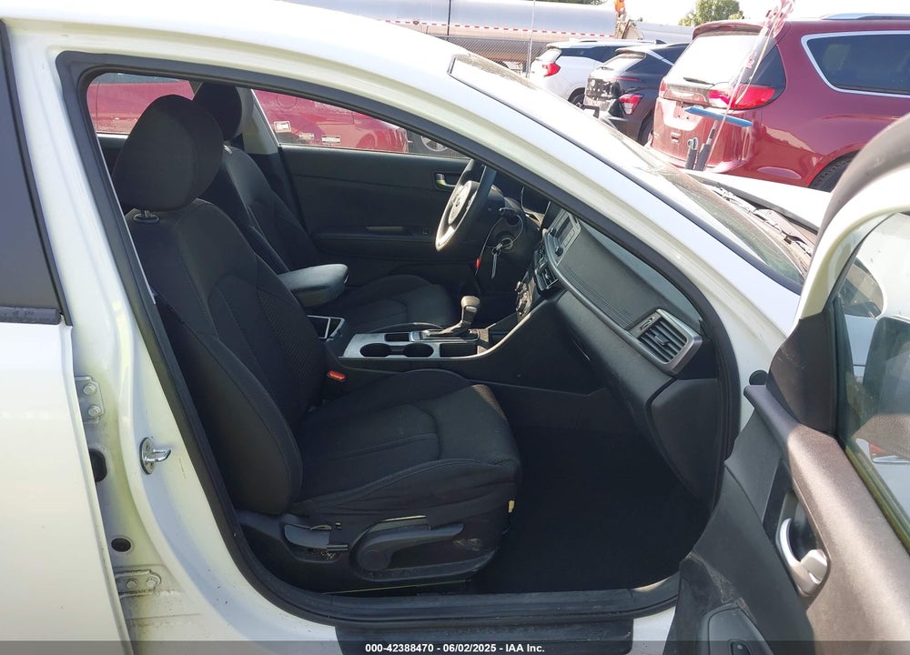 2016 KIA OPTIMA VIN: 5XXGT4L38GG101007
