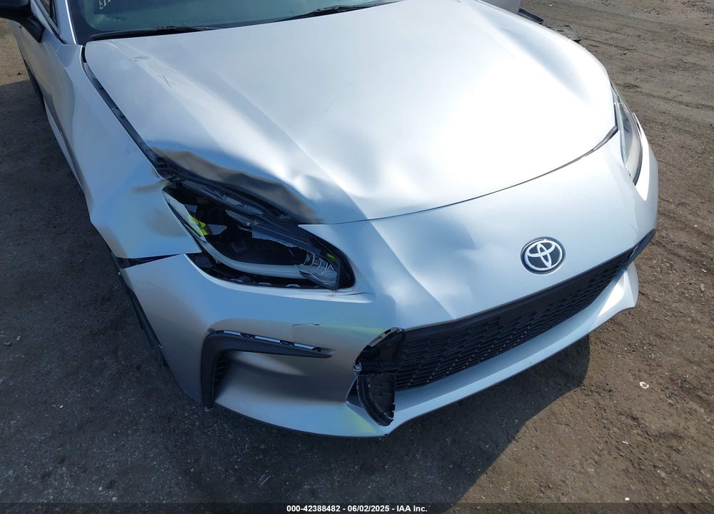 2023 TOYOTA GR86 VIN: JF1ZNBE11P9751397
