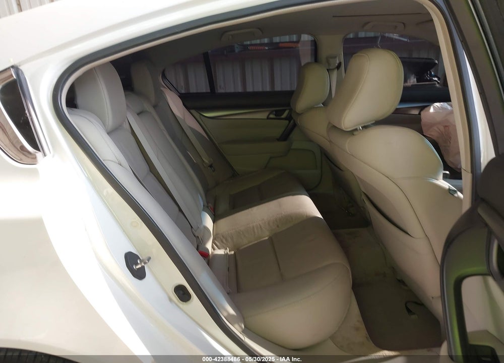 2010 ACURA TL 3.5 VIN: 19UUA8F23AA011433