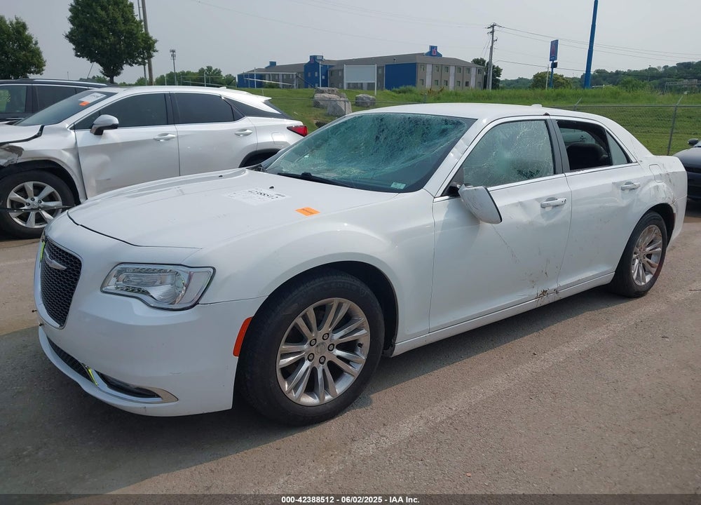 2018 CHRYSLER 300 VIN: 2C3CCAAG3JH250131