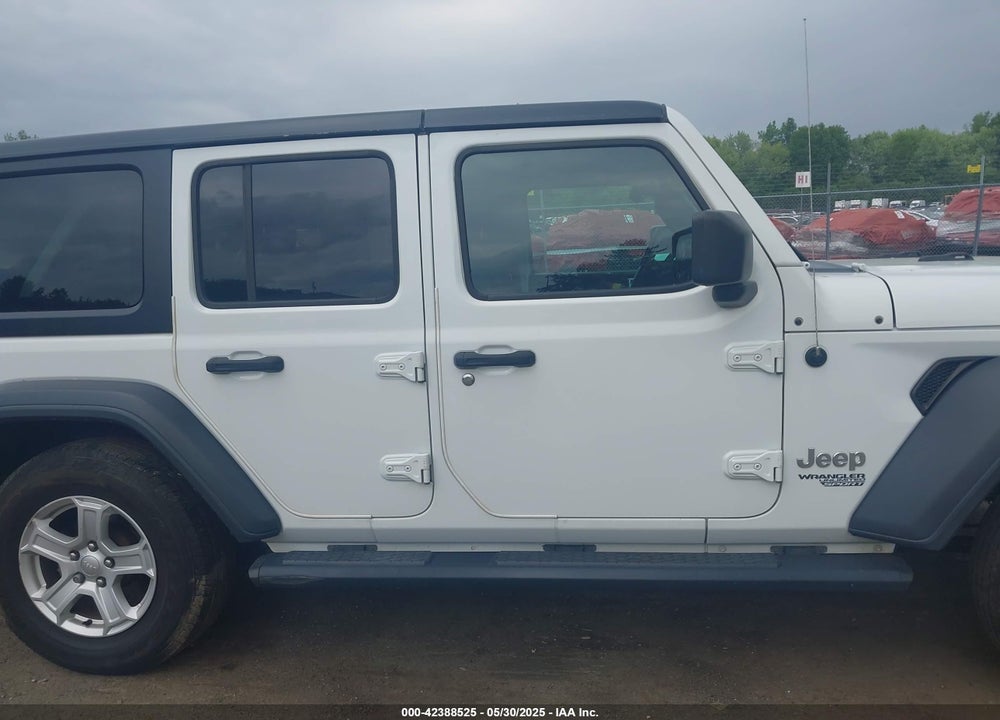 2018 JEEP WRANGLER UNLIMITED SPORT S 4X4 VIN: 1C4HJXDG0JW324211