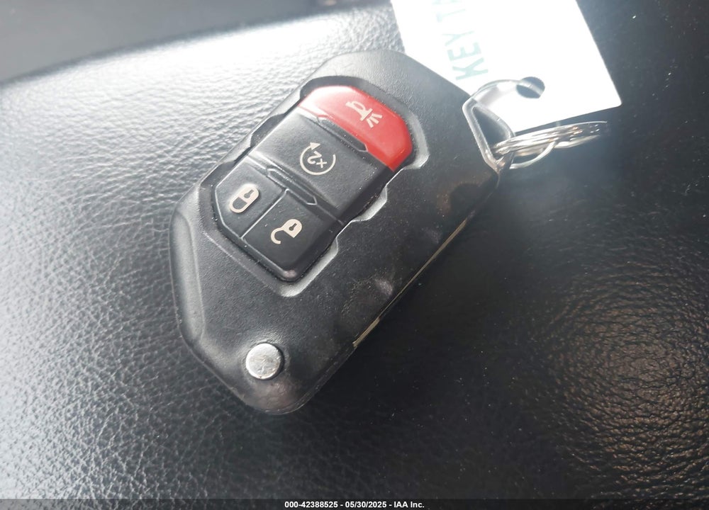 2018 JEEP WRANGLER UNLIMITED SPORT S 4X4 VIN: 1C4HJXDG0JW324211