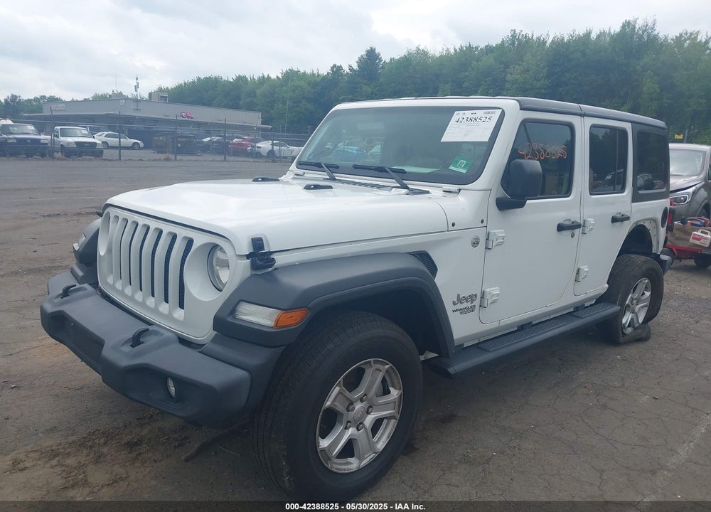 2018 JEEP WRANGLER UNLIMITED SPORT S 4X4 VIN: 1C4HJXDG0JW324211