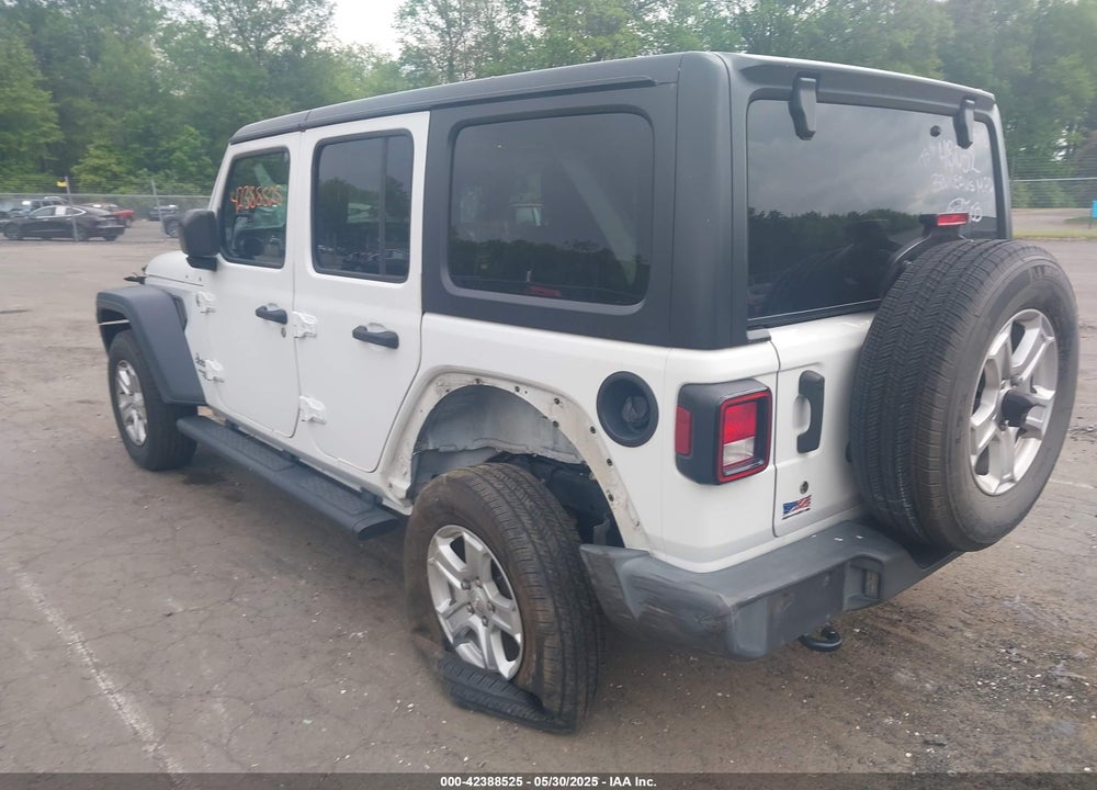 2018 JEEP WRANGLER UNLIMITED SPORT S 4X4 VIN: 1C4HJXDG0JW324211