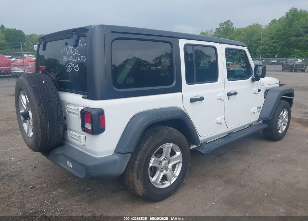 2018 JEEP WRANGLER UNLIMITED SPORT S 4X4 VIN: 1C4HJXDG0JW324211