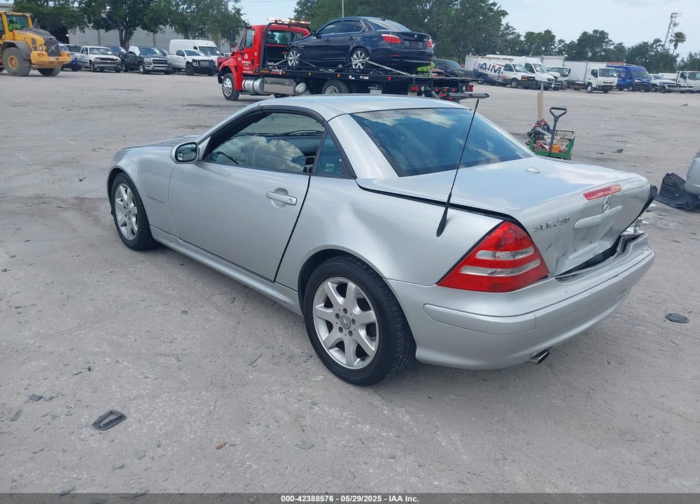 2003 MERCEDES-BENZ SLK 230 KOMPRESSOR VIN: WDBKK49F43F277168
