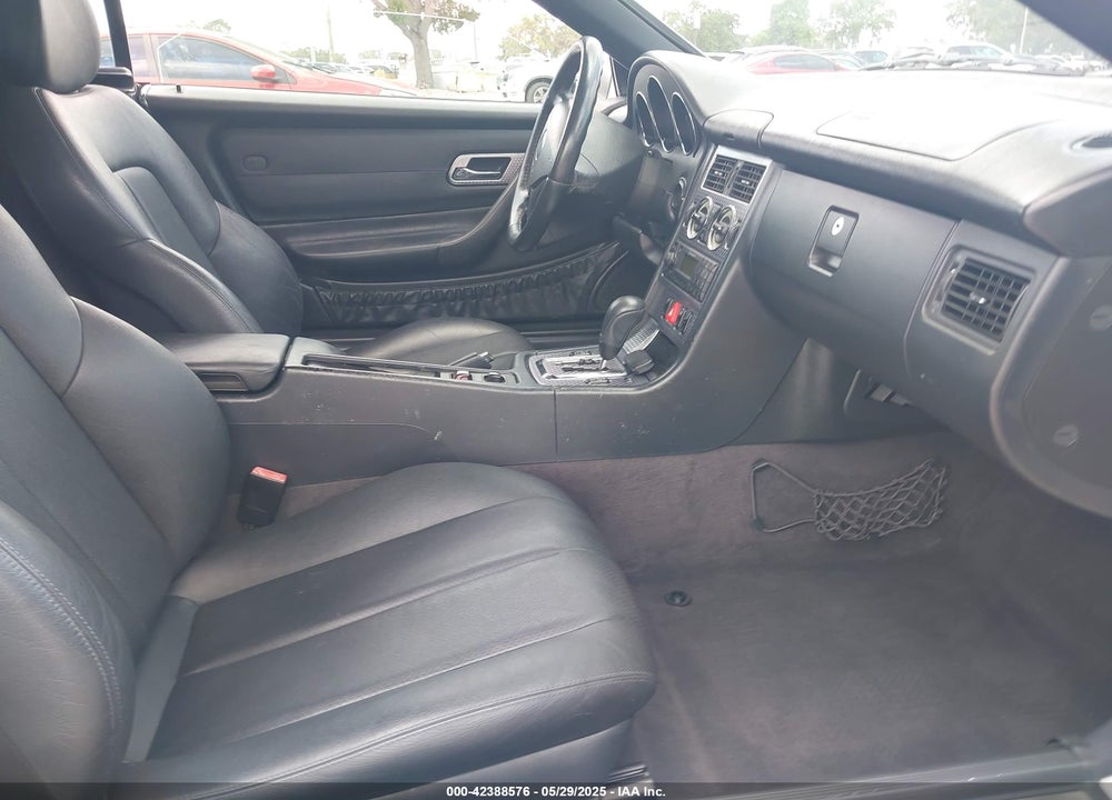 2003 MERCEDES-BENZ SLK 230 KOMPRESSOR VIN: WDBKK49F43F277168