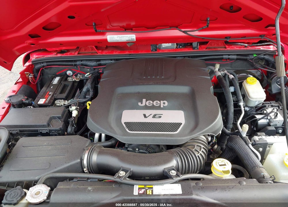 2016 JEEP WRANGLER UNLIMITED VIN: 1C4BJWDG4GL137175