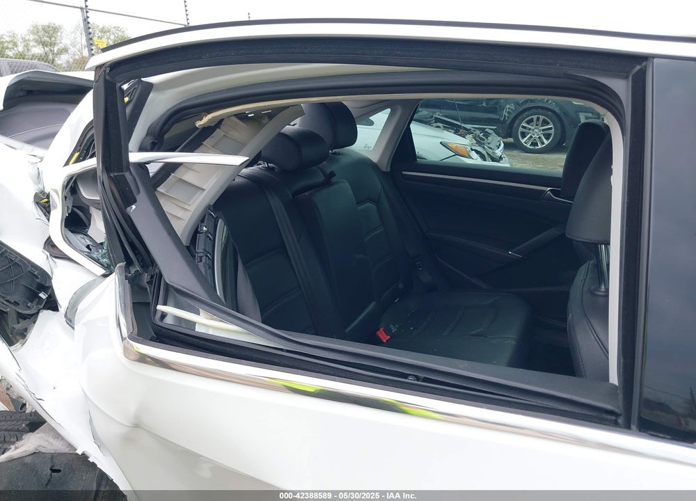 2016 VOLKSWAGEN PASSAT VIN: 1VWBS7A3XGC037499