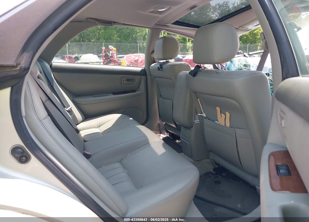 1997 LEXUS ES 300 VIN: JT8BF22G7V5010191
