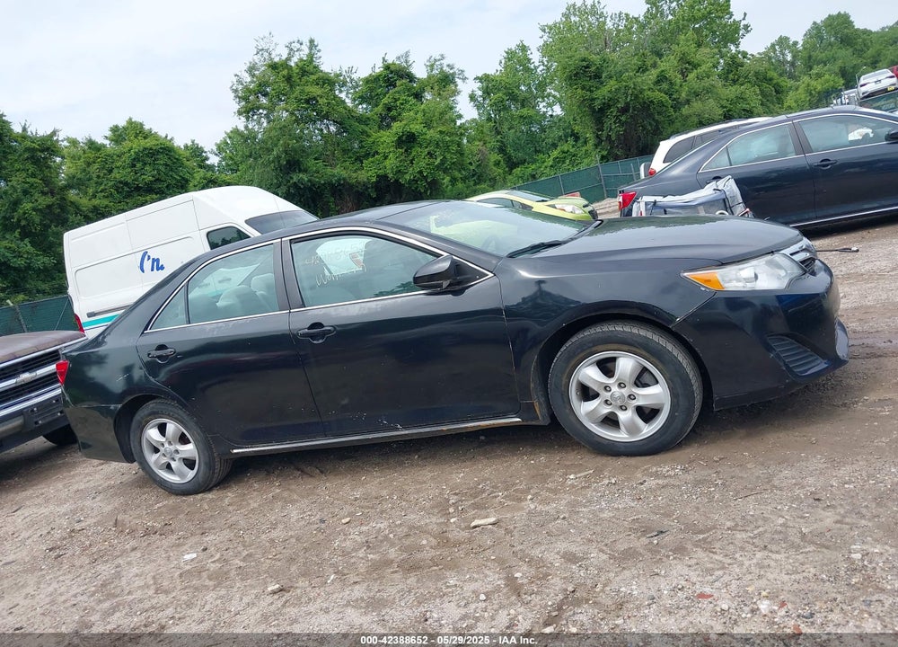 2014 TOYOTA CAMRY HYBRID VIN: 4T1BD1FK8EU106235