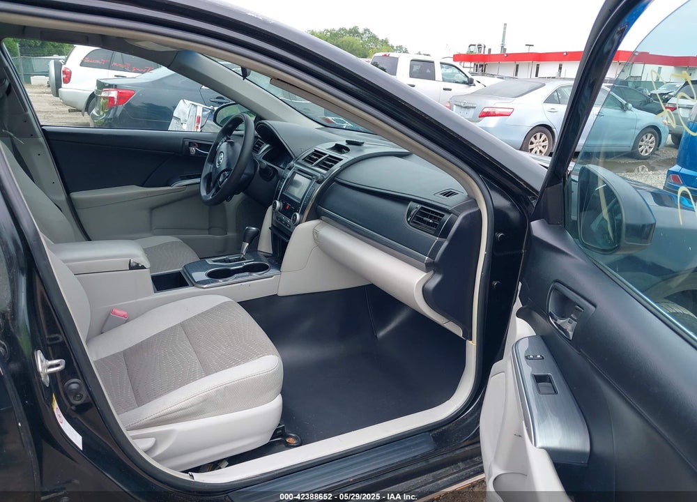 2014 TOYOTA CAMRY HYBRID VIN: 4T1BD1FK8EU106235