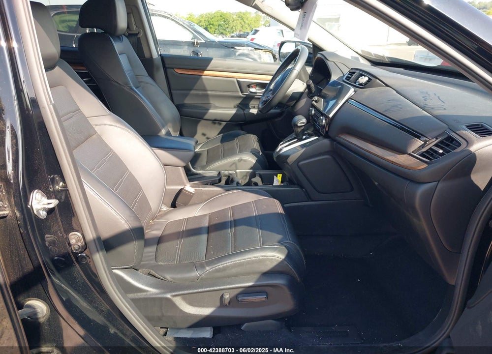 2019 HONDA CR-V VIN: 2HKRW2H82KH676984