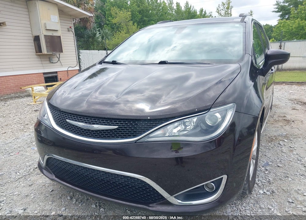 2017 CHRYSLER PACIFICA VIN: 2C4RC1BG5HR603400