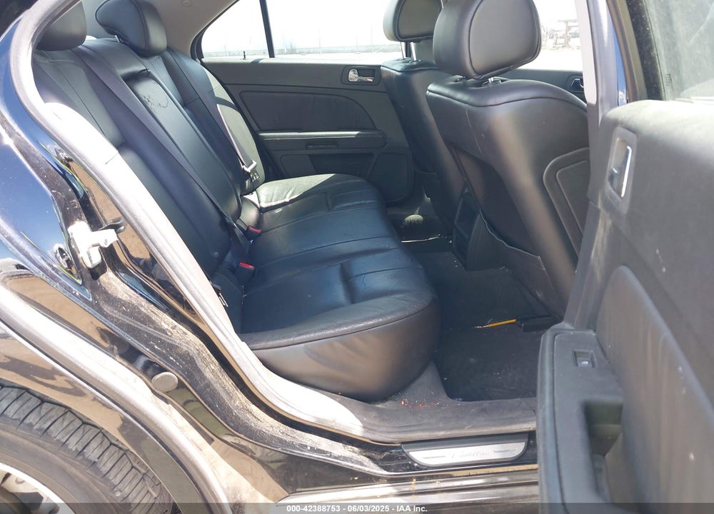 2005 CADILLAC STS V6 VIN: 1G6DW677350185869