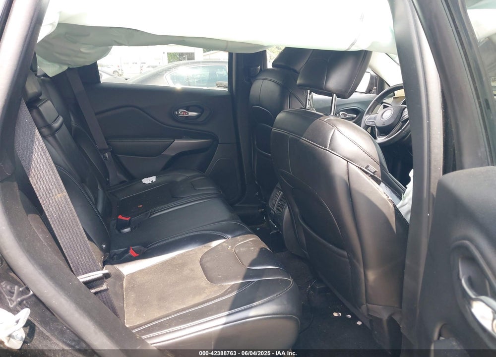 2019 JEEP CHEROKEE VIN: 1C4PJMLB2KD198754