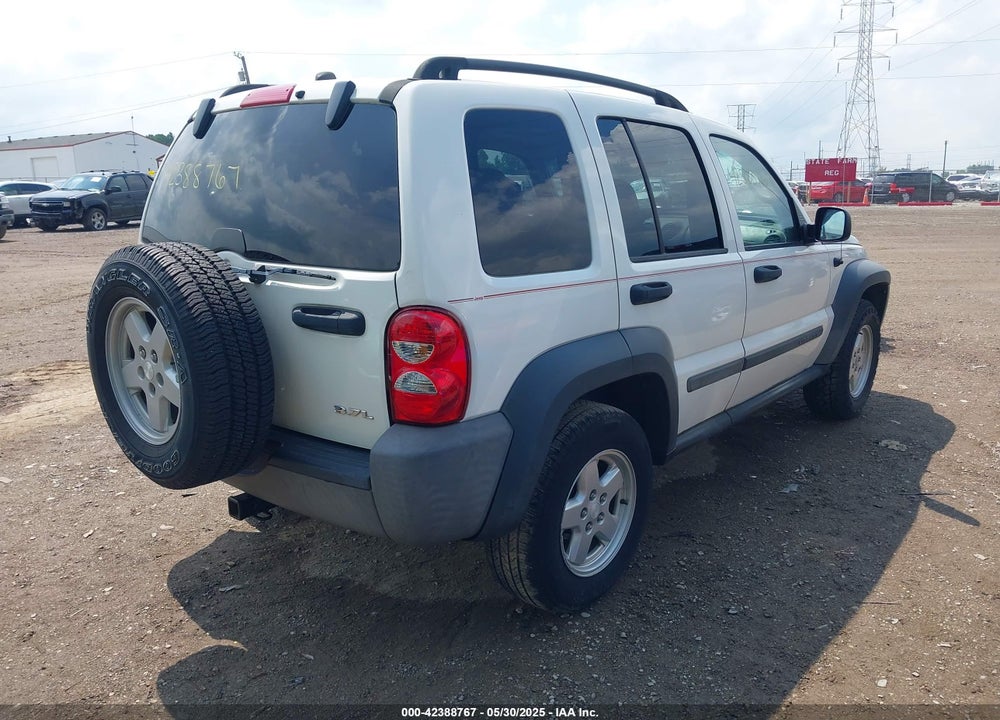 2006 JEEP LIBERTY VIN: 1J4GL48K66W234775