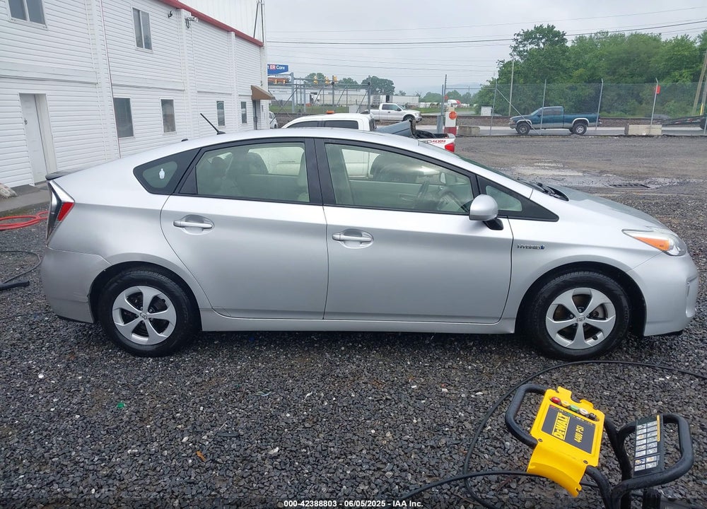 2015 TOYOTA PRIUS VIN: JTDKN3DU1F0476856