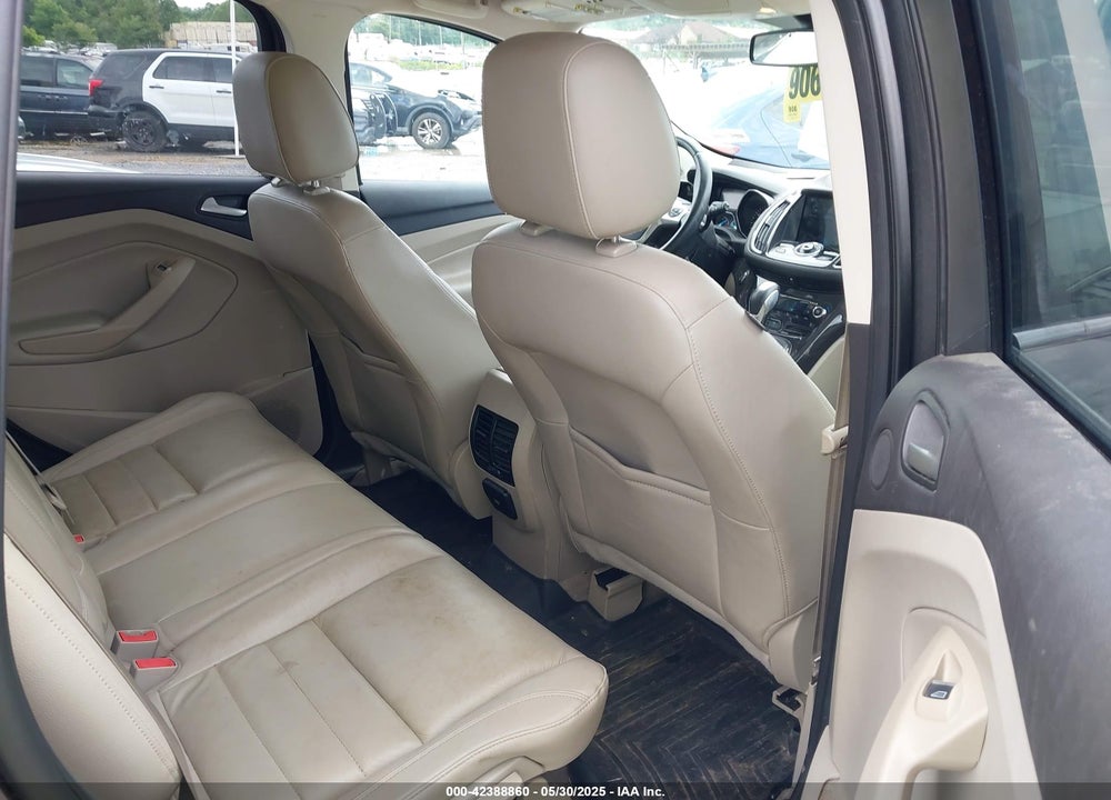 2016 FORD ESCAPE VIN: 1FMCU9JX5GUB19582
