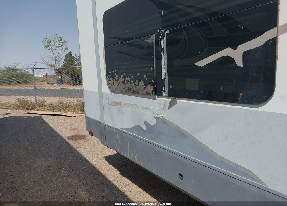 2014 OPEN RANGE MESA RIDGE VIN: 5XMTM3526E5015159
