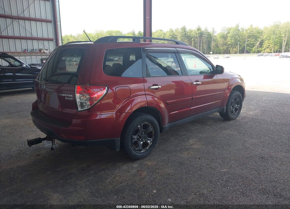 2011 SUBARU FORESTER 2.5X PREMIUM VIN: JF2SHADC1BH713247