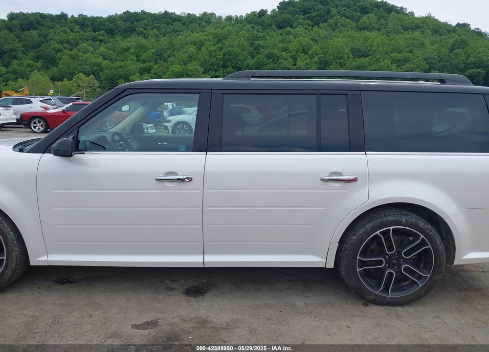 2013 FORD FLEX VIN: 2FMHK6DT8DBD13401