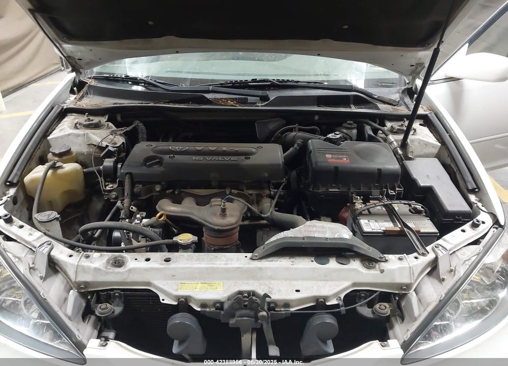 2004 TOYOTA CAMRY LE VIN: JTDBE32K140273061