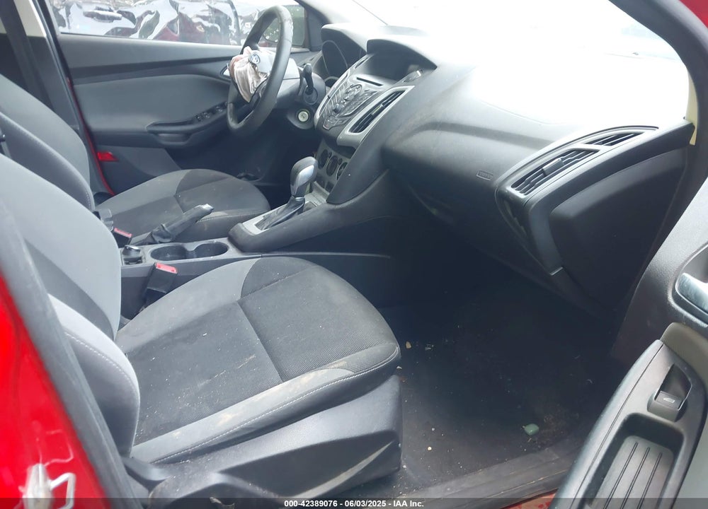 2014 FORD FOCUS VIN: 1FADP3F27EL426755