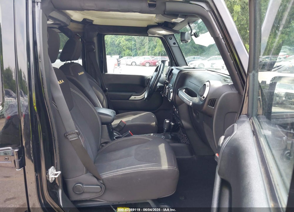 2015 JEEP WRANGLER UNLIMITED VIN: 1C4BJWEG8FL712049