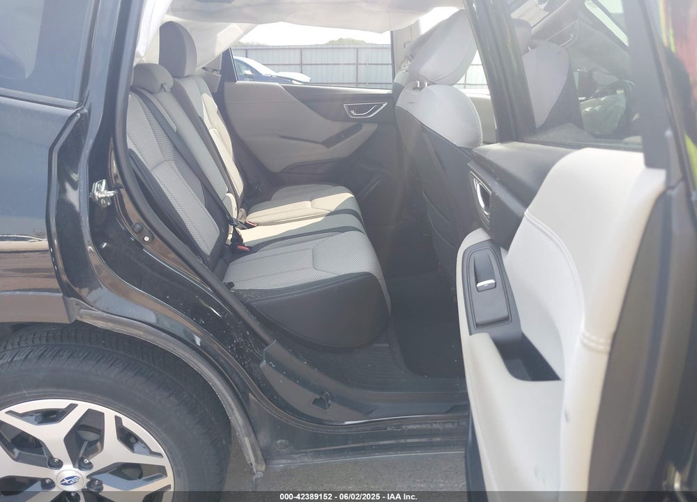 2019 SUBARU FORESTER VIN: JF2SKAGCXKH497380