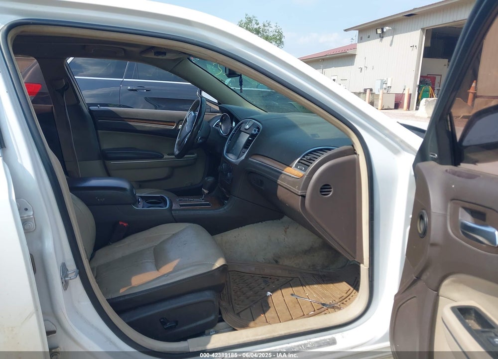 2013 CHRYSLER 300C LUXURY SERIES AWD VIN: 2C3CCAST5DH591174