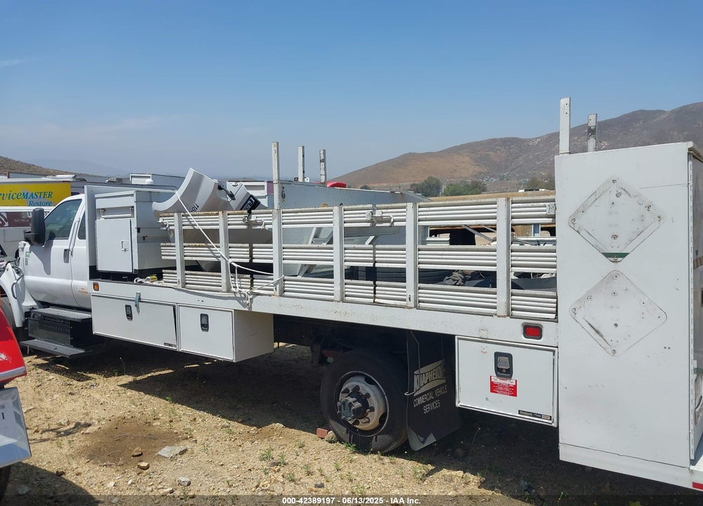 2017 FORD F-650 GAS VIN: 1FDNX6AY5HDB00264