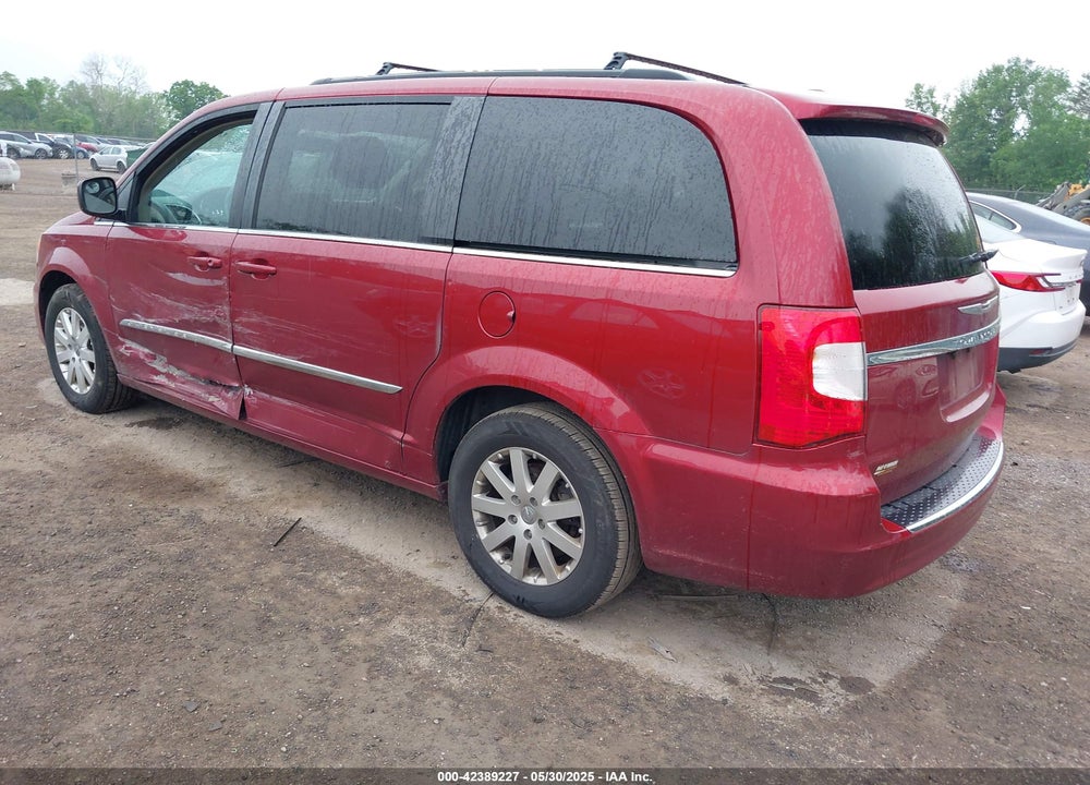 2015 CHRYSLER TOWN & COUNTRY VIN: 2C4RC1BG8FR697950