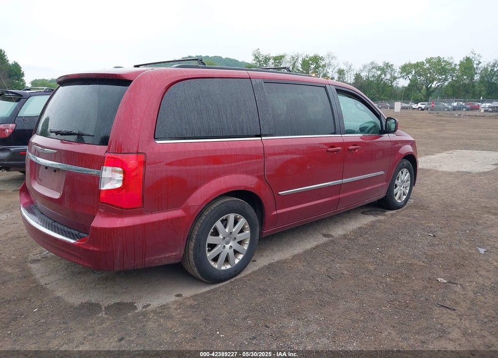 2015 CHRYSLER TOWN & COUNTRY VIN: 2C4RC1BG8FR697950
