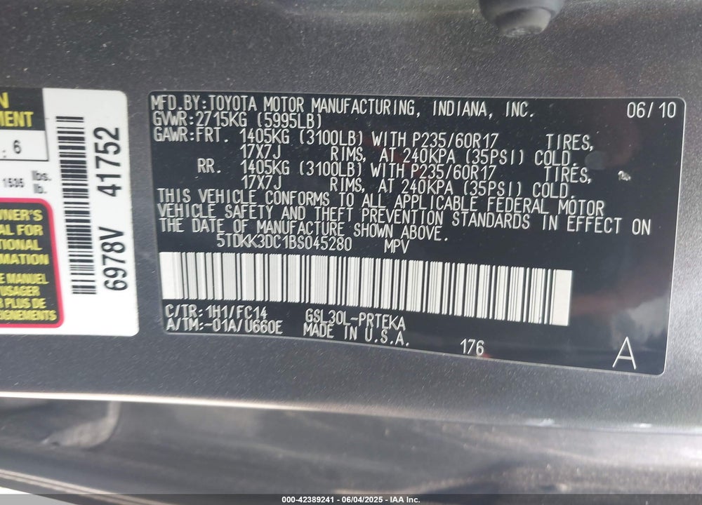 2011 TOYOTA SIENNA LE V6 VIN: 5TDKK3DC1BS045280