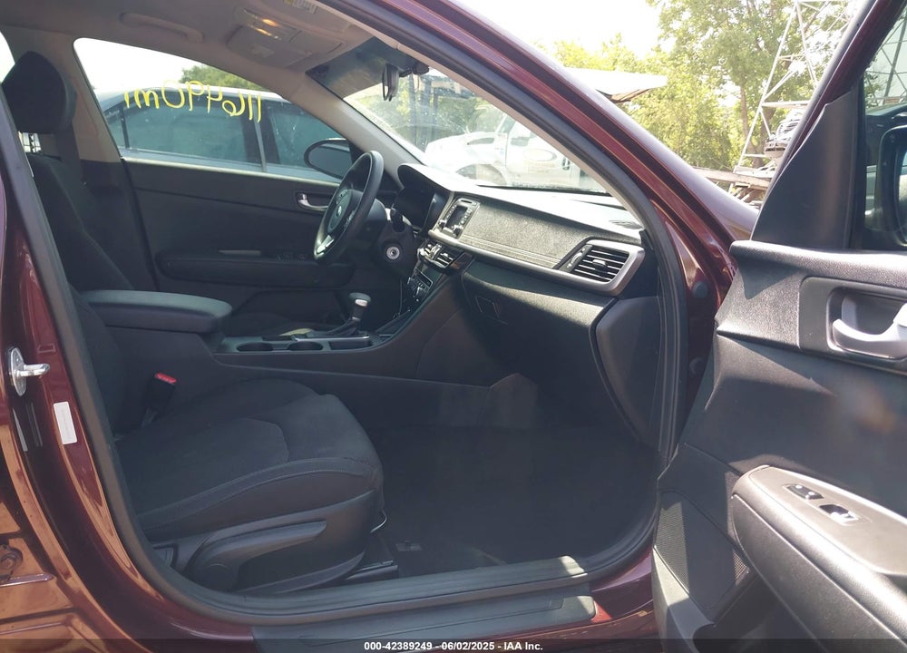 2017 KIA OPTIMA LX VIN: 5XXGT4L3XHG147391