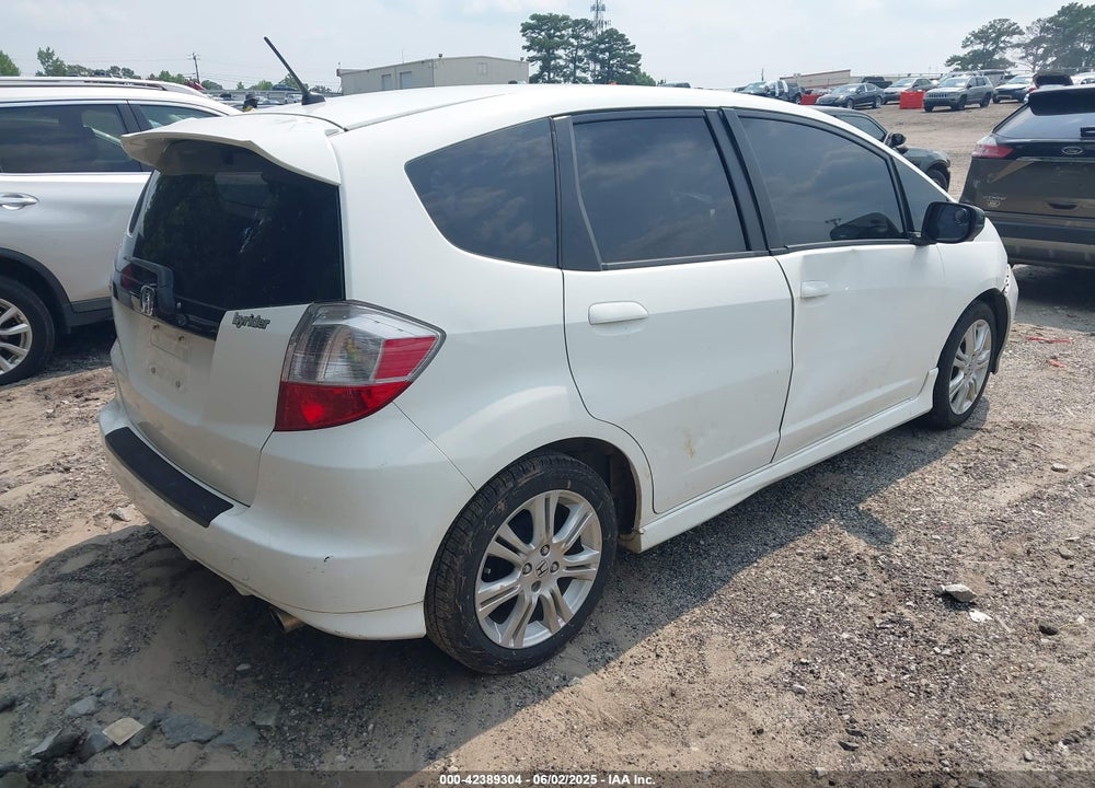 2009 HONDA FIT VIN: JHMGE88419C007295