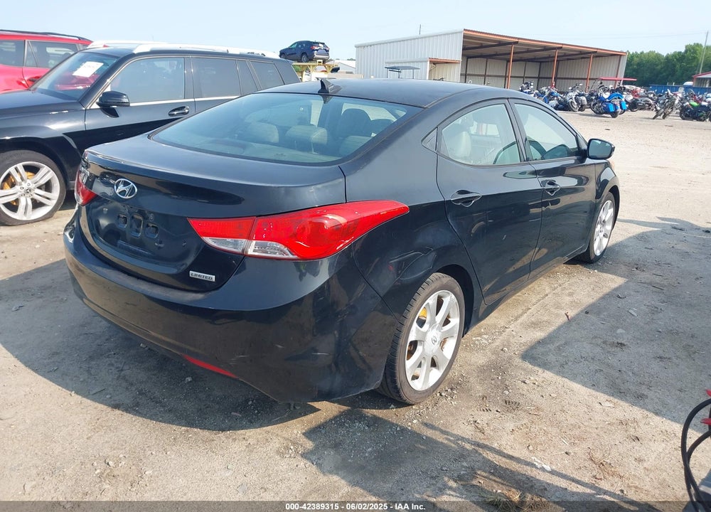 2013 HYUNDAI ELANTRA VIN: KMHDH4AEXDU656597