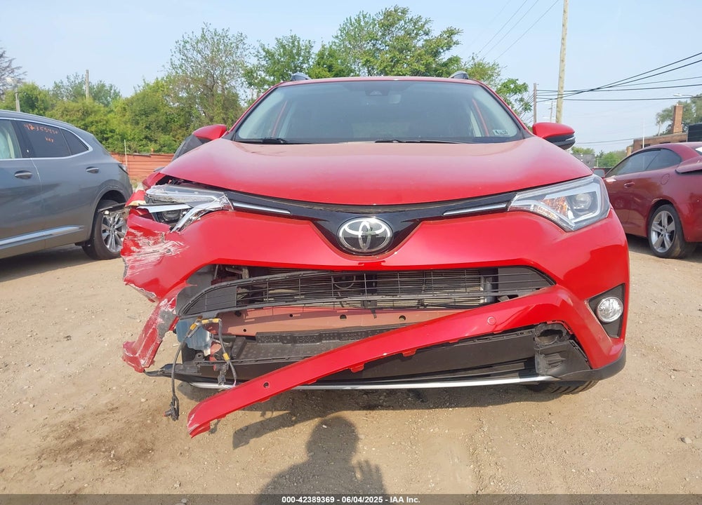 2017 TOYOTA RAV4 VIN: 2T3DFREV1HW636264